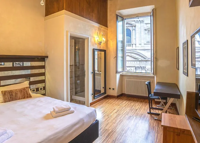 Piazza Venezia Charming Apartments With View
